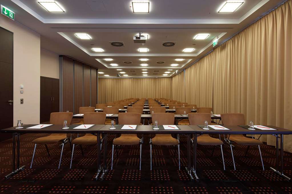 Intercityhotel Έσσεν Ανέσεις φωτογραφία
