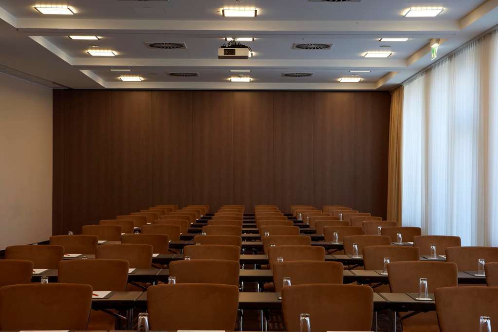 Intercityhotel Έσσεν Ανέσεις φωτογραφία